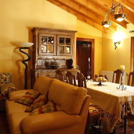 Izalde Country house *