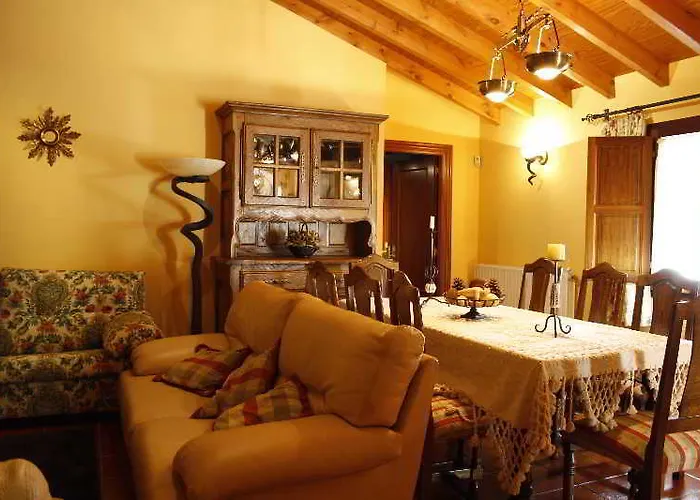 Izalde Country house *